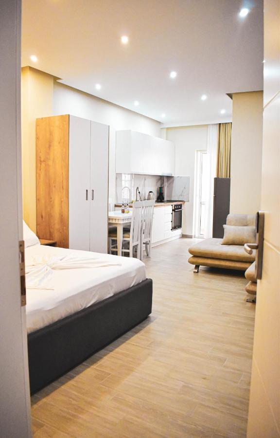 Delmar Apartments Голем Экстерьер фото