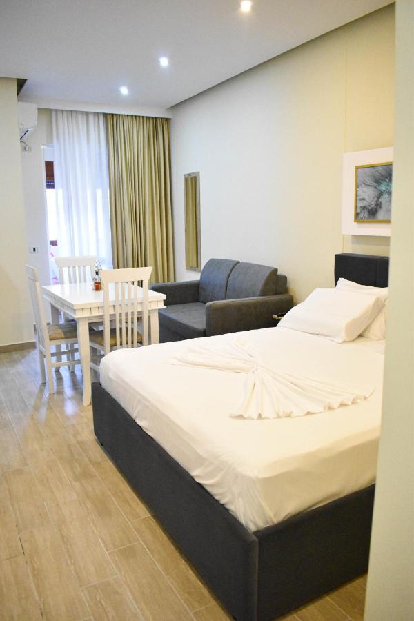 Delmar Apartments Голем Экстерьер фото